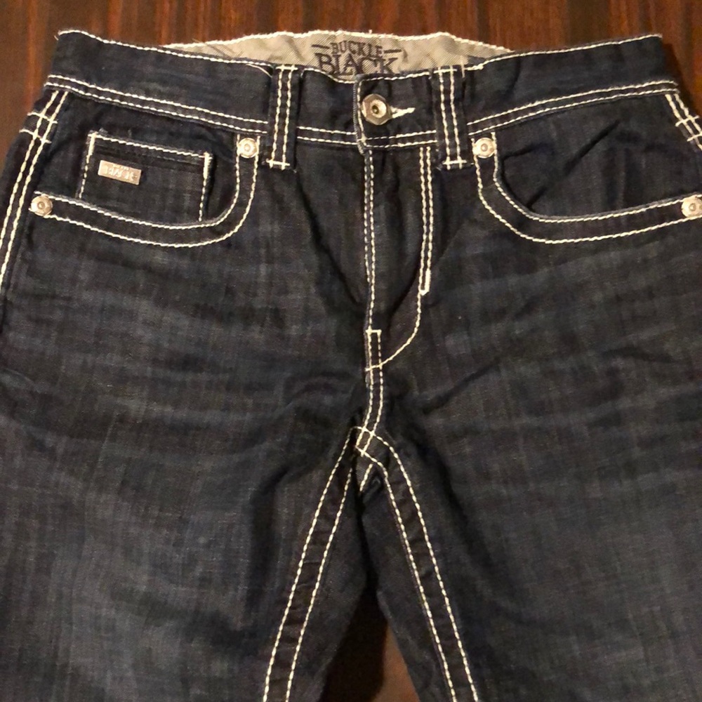 Buckle jeans